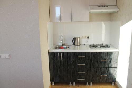 Hostal Alina Guest House