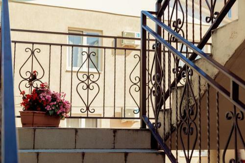 Posada Lidiya Guest House