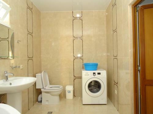 Hostal Svetlana Guest House