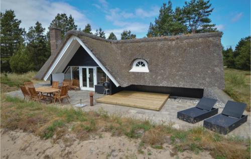 Three-bedroom Holiday Home In Blavand