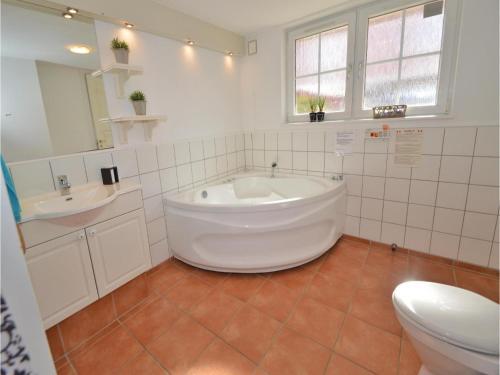 Two-bedroom Holiday Home In Blavand