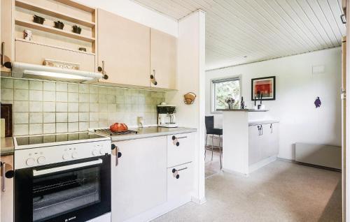 Three-bedroom Holiday Home In Blavand