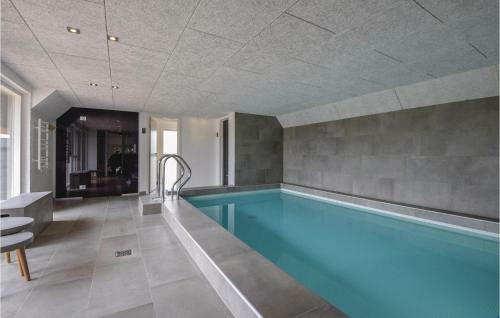 Four-bedroom Holiday Home In Blavand