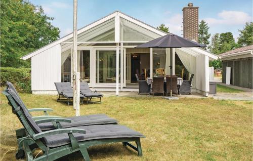 Three-bedroom Holiday Home In Blavand