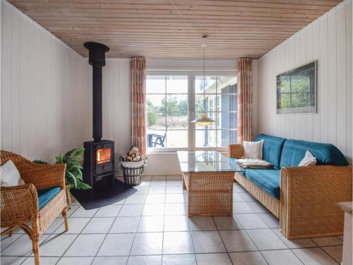 Four-bedroom Holiday Home In Blavand