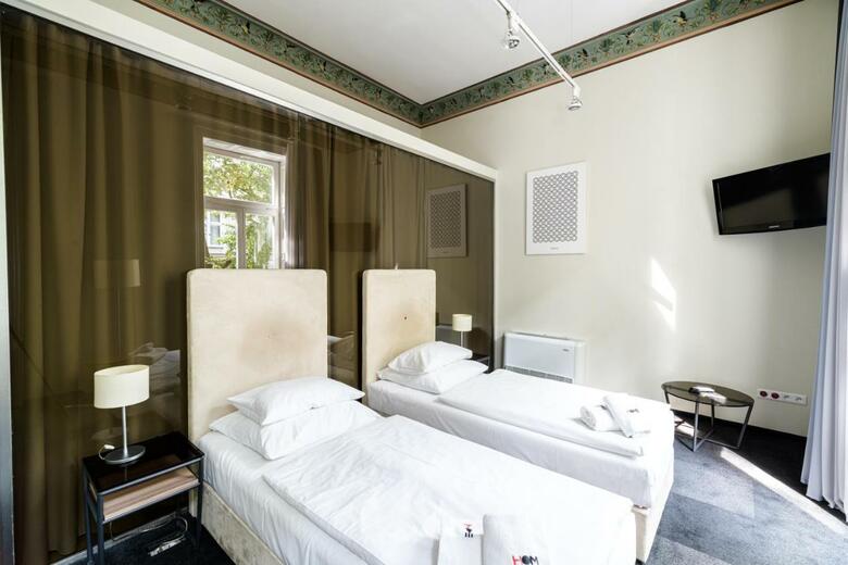 Home Hotel