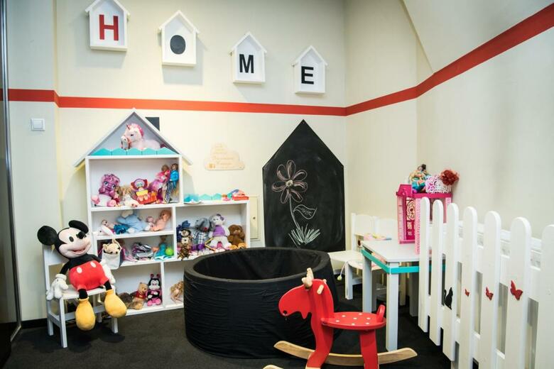 Home Hotel