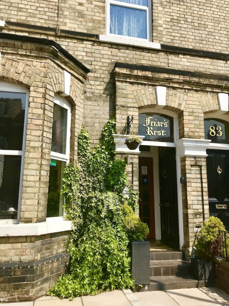Hostal Friars Rest Guest House