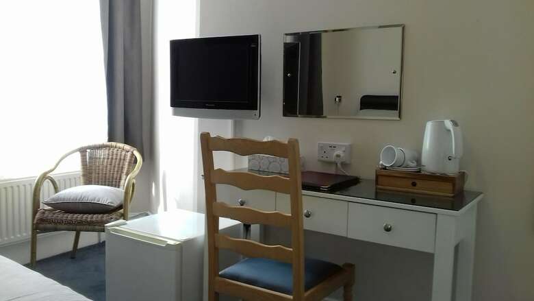 Hostal South View