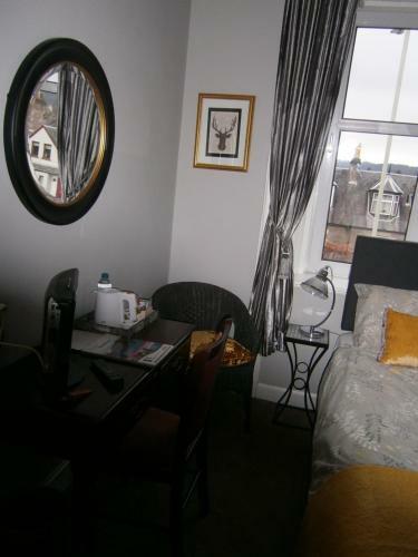 Hostal Arisaig Guest House