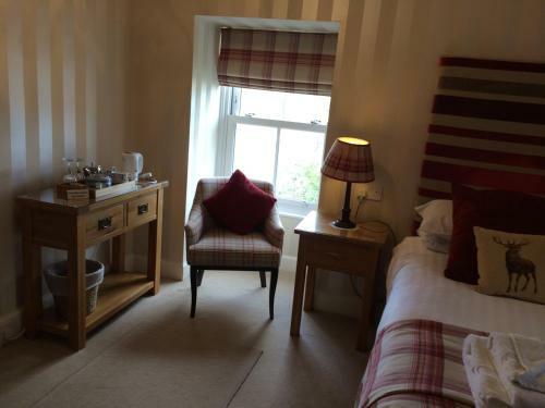 Bed & Breakfast Craigroyston House