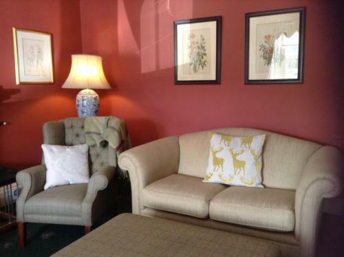 Bed & Breakfast Craigroyston House
