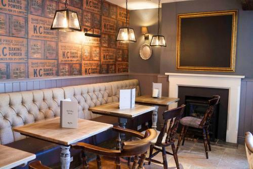 White Rabbit Hotel By Greene King Inns