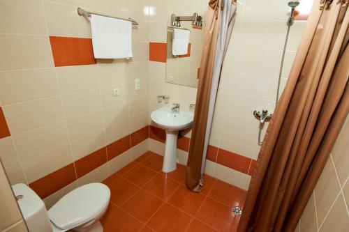 Hotel 12