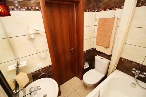 Druzhba Hotel And Restaurant