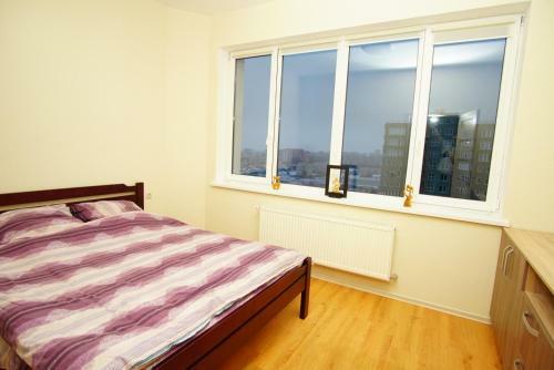 23d Floor Sky Apartment