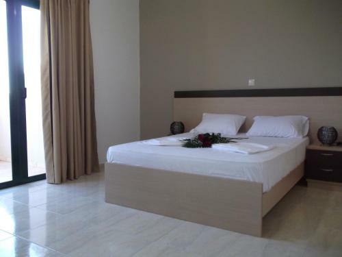 Kritamos Beach Apartments