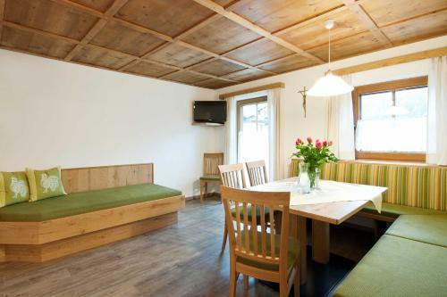 Hostal Landhaus Taurer