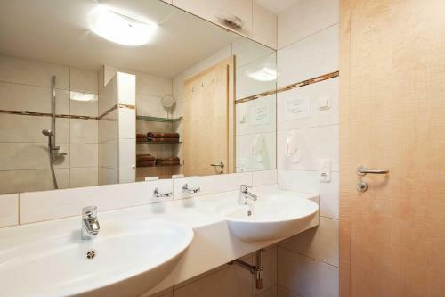 Hostal Landhaus Taurer