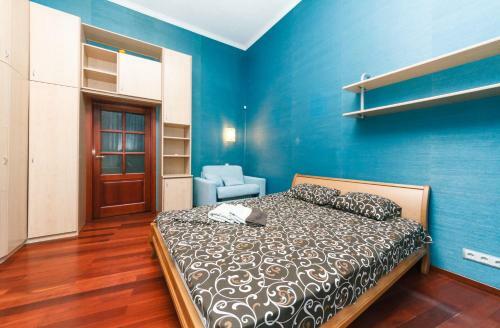 Apartment Near Olympic Stadium