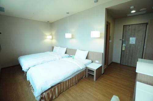 Kindness Hotel - Kaohsiung Main Station