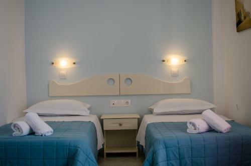Hostal Athena Rooms