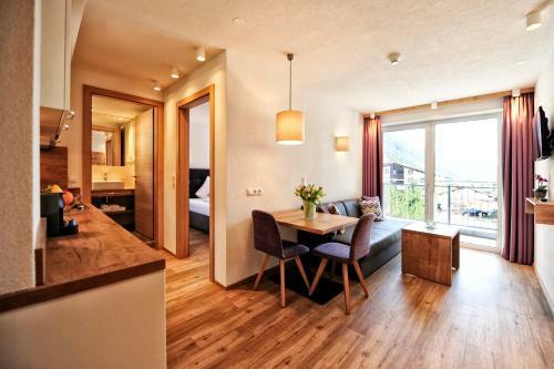 Amaris Apartments