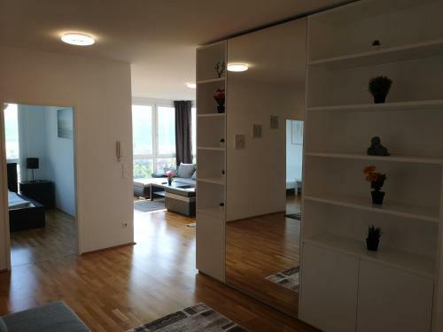 Innsbruck City View Apartment