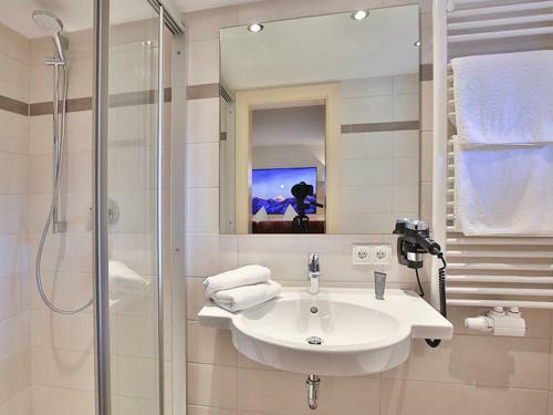 Bed & Breakfast Glanzer Homes Hochs�lden