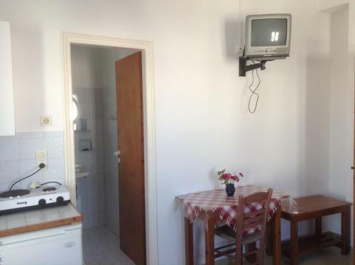 Hostal Rania Apartments