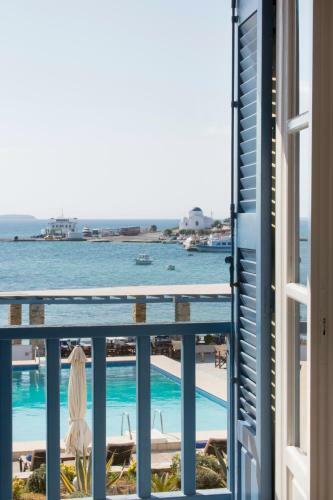 Hostal Kouros Village
