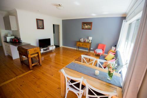 Apartamento Back Creek In Flora Hill