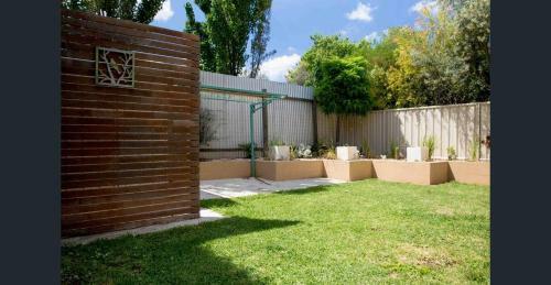 Apartamento Back Creek In Flora Hill