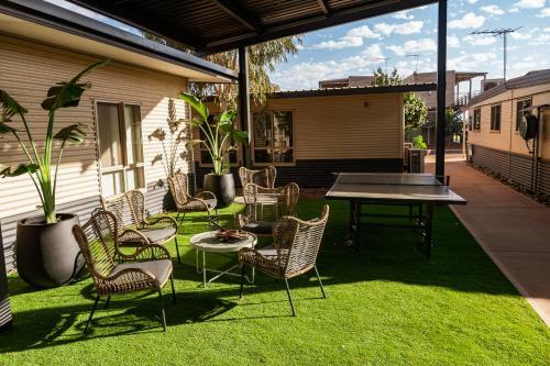 Motel Oasis Newman