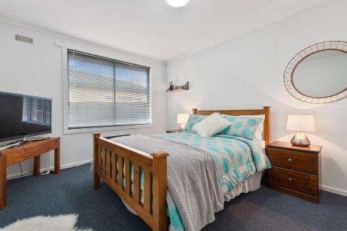 Elkie Villa - 2 Bedroom Unit - Burnie