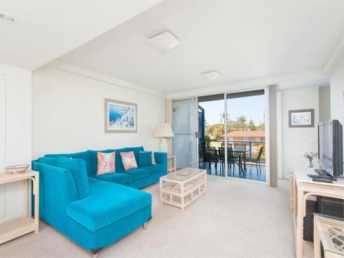 Villa Marine Drive, Cirrus, Unit 6, 44