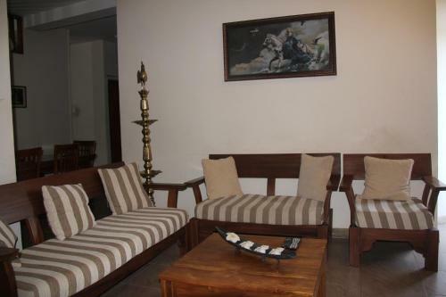 Villa Camarin Residence