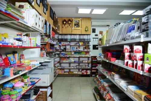 Hostal The Royal Mall