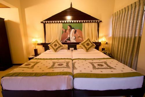 Hotel Randholee Luxury Resort