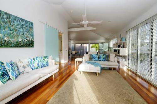 Beach - Bay - Bee - Pet Friendly