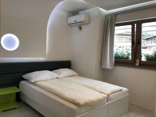 Hostal Guesthouse Biser