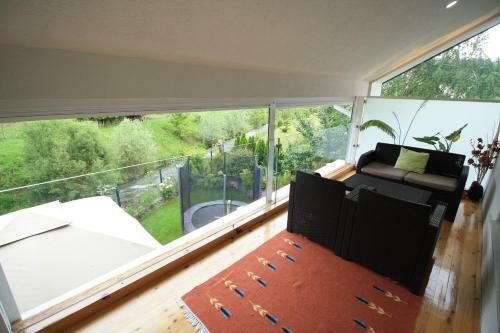 Villa Luxury Riverside Residence