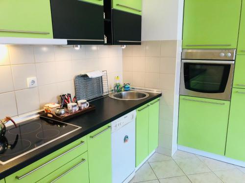 Apartamento Luksuzno Opremljen Stan