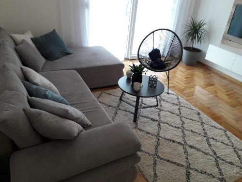 Apartman Avisi