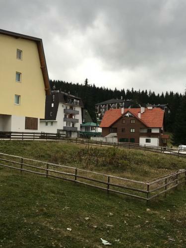 4 Seasons Vla?i? Lux Apartments