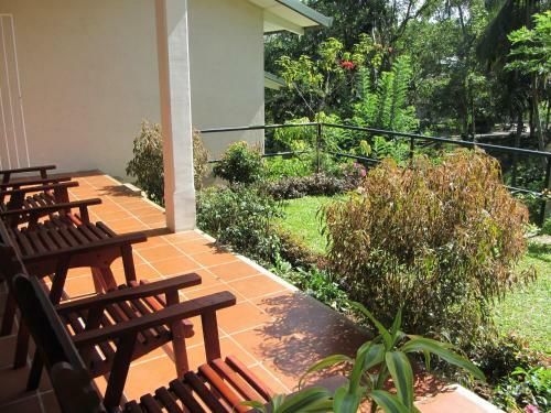Visal Bungalows