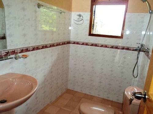 Hostal Nilmini Villa