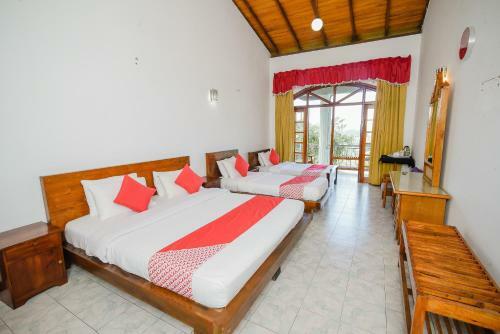 Kandyan Crown Hotel