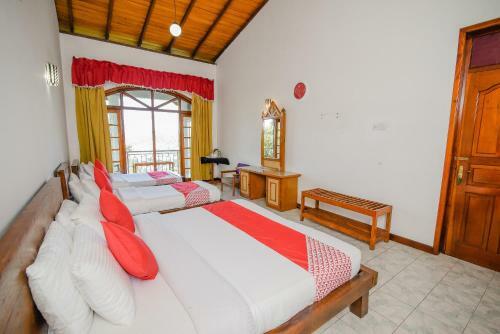 Kandyan Crown Hotel