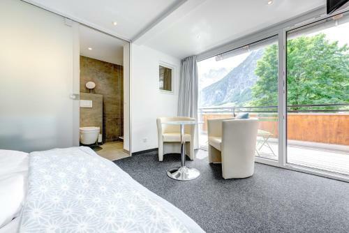 Hotel L�n